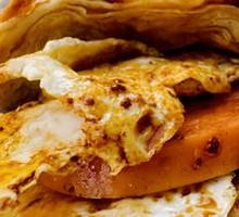 Braised Flatbread with Large Sausage
