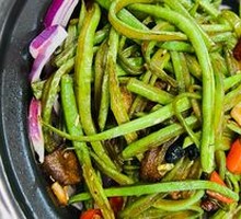 Braised Tofu Noodles in Clay Pot