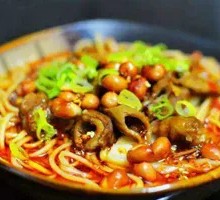 Braised Pork Intestines Noodles