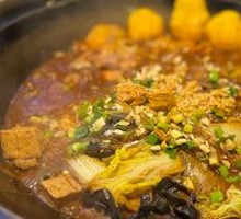 Stir-fried Clearwater Fish in Iron Pot