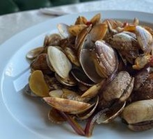 Spicy Stir-Fried Clams