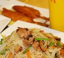 Egg Vegetable Beef Fried Rice Noodles