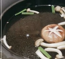 Delicate Mushroom Soup Base