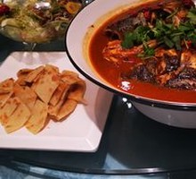 Fish Head with Flatbread