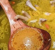 Bamboo Fungus Chicken Soup with Wood Ear Mushrooms