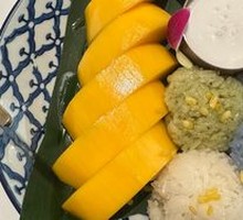Thick Coconut Mango Sticky Rice