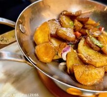 Small Potatoes in a Pot