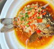 Pan-fried Crucian Carp