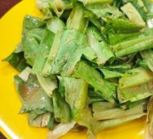 Mixed lettuce with oil