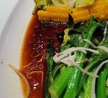 Delicate Two-Flavor Platter