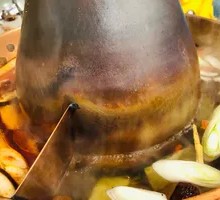 Yin-Yang Hot Pot