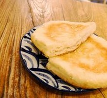 Sweet-filled Flatbread