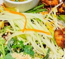 Thai Shrimp Bowl with Spicy Lime Water