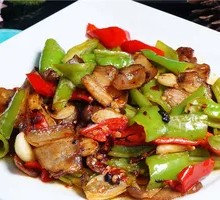 Spicy Pork Stir-Fry Noodles