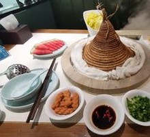 Steamed Stone Pot Fish