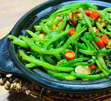 Braised Tofu Noodles in Clay Pot