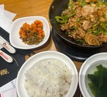 Stir-fried Pork with Long Green Chili