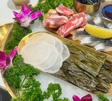 Grilled Eel and Beef Combo with Fresh River Eel