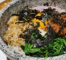 Stone Pot Beef Rice Bowl