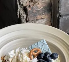 Blueberry Yogurt Bowl