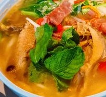 Xuanwei Ham Hot Pot Rice Noodles