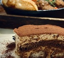 Traditional Italian Tiramisu