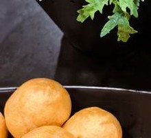 Chinese chrysanthemum greens