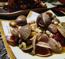 Spicy Stir-Fried Clams