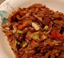 Hunan Cured Meat Stewed Smoked Bamboo Shoots