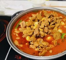 Stewed Pig Intestines in Iron Pot