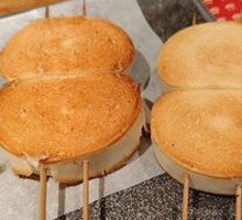 Steamed bun slices