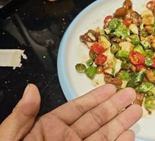 Spicy Pork Intestines Stir-fry