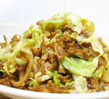 Stir-Fried Noodles with Shredded Pork