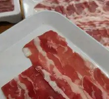 Hand-Cut Fresh Beef with Big Knife