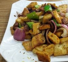 Stir-fried Lamb with Grilled Naan