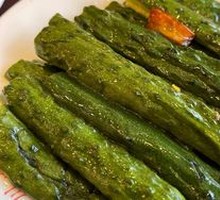 Sour Spicy Cucumber Strips