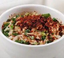 Spicy Oil-Poured Buckwheat Noodles