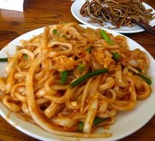 Stir-Fried Meat with Knife-Cut Noodles