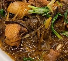 Stewed Young Chicken with Wild Yellow Mushrooms
