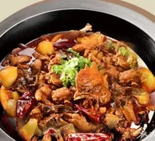 Stewed Chicken in Iron Pot