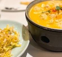 Stewed Tofu with Fresh Shrimp and Sea Urchin