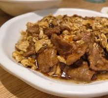 Sour Stir-Fried Egg with Wood Ear Mushrooms