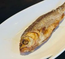Pan-Fried Huazi Fish