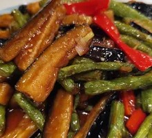 Eggplant and Green Bean Stir-Fry