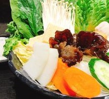 Colorful Vegetable Platter