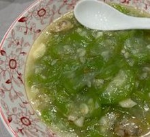 Clam Stir-Fried White Jade Sponge Gourd