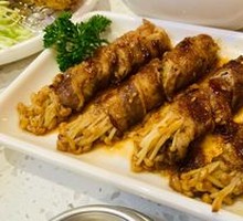 Beef Rolls with Enoki Mushrooms