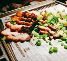Green Tea Scallion Grilled Meat