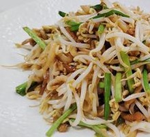 Bean sprout stir-fried with jellyfish skin
