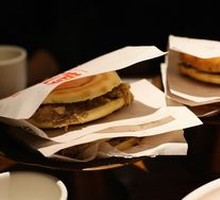 Meat-loaded Roujiamo (Pure Meat - Marbled)